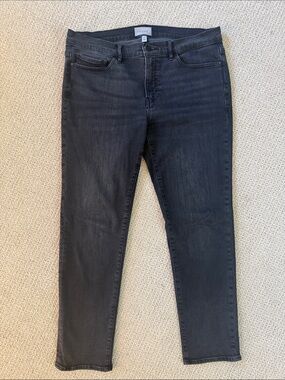Frame Denim Women's Straight Leg Jeans in Washed Black